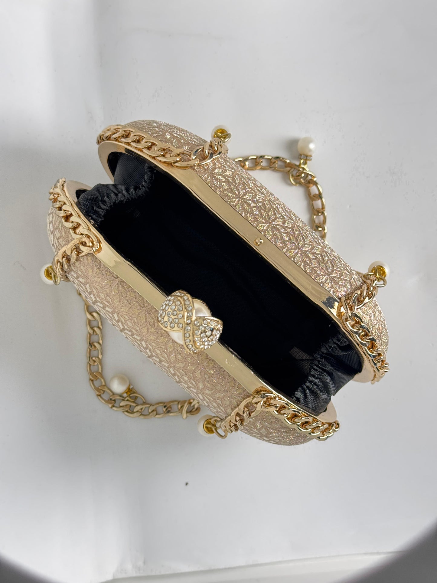 Naaz Round Fancy clutch