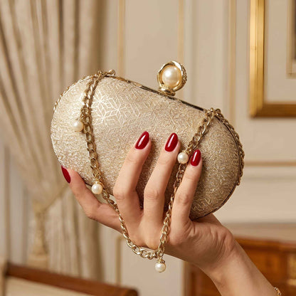 Naaz Round clutch
