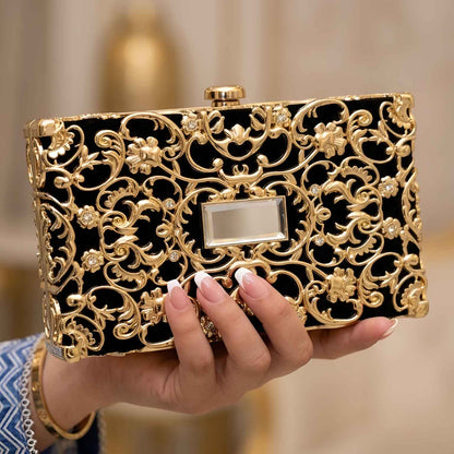 Zareen Clutch