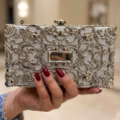 Zareen Clutch